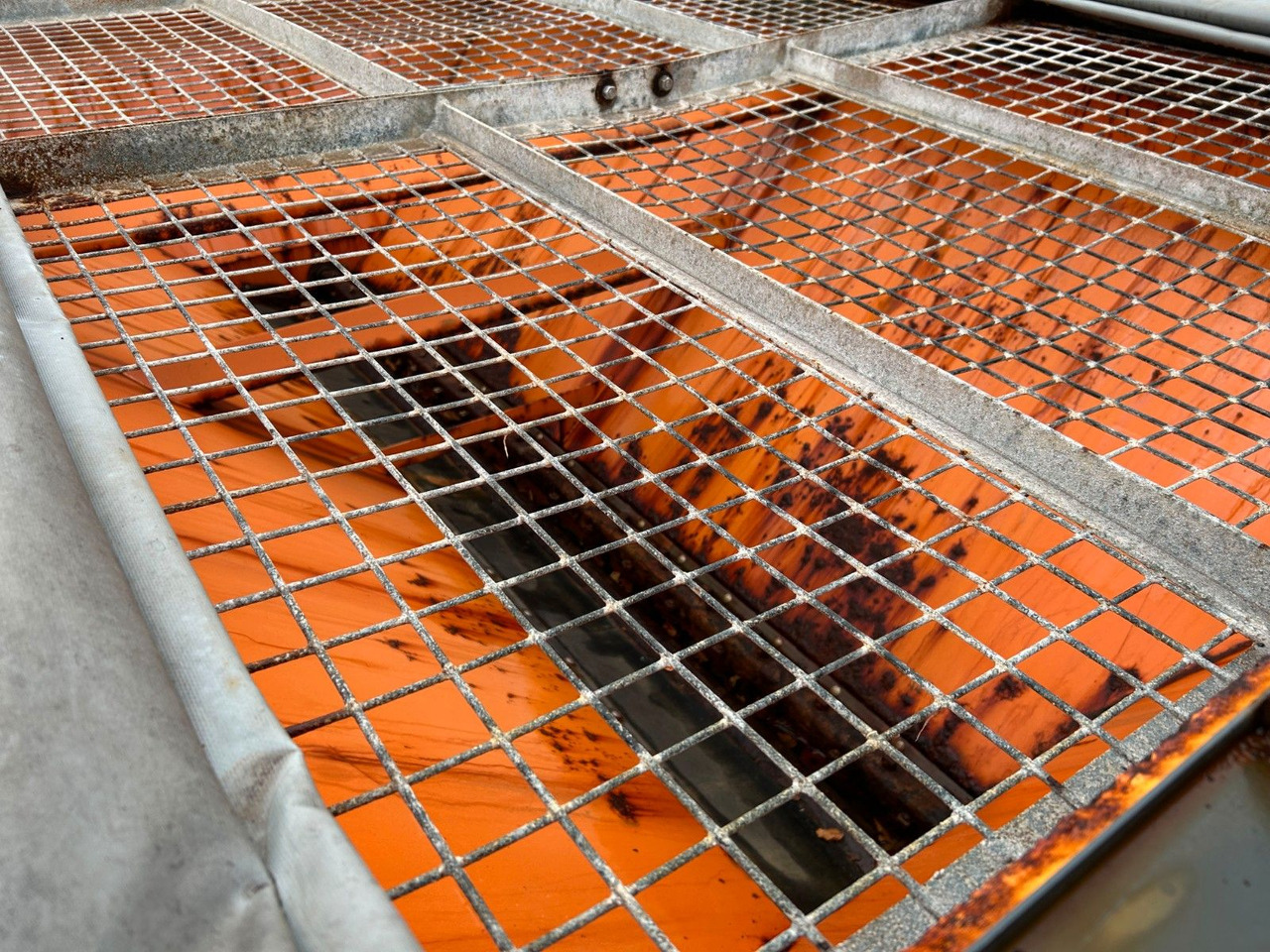 Camión multibasculante Mercedes-Benz 1824 Axor Abroller mit Schneeschild und Streuer: foto 26