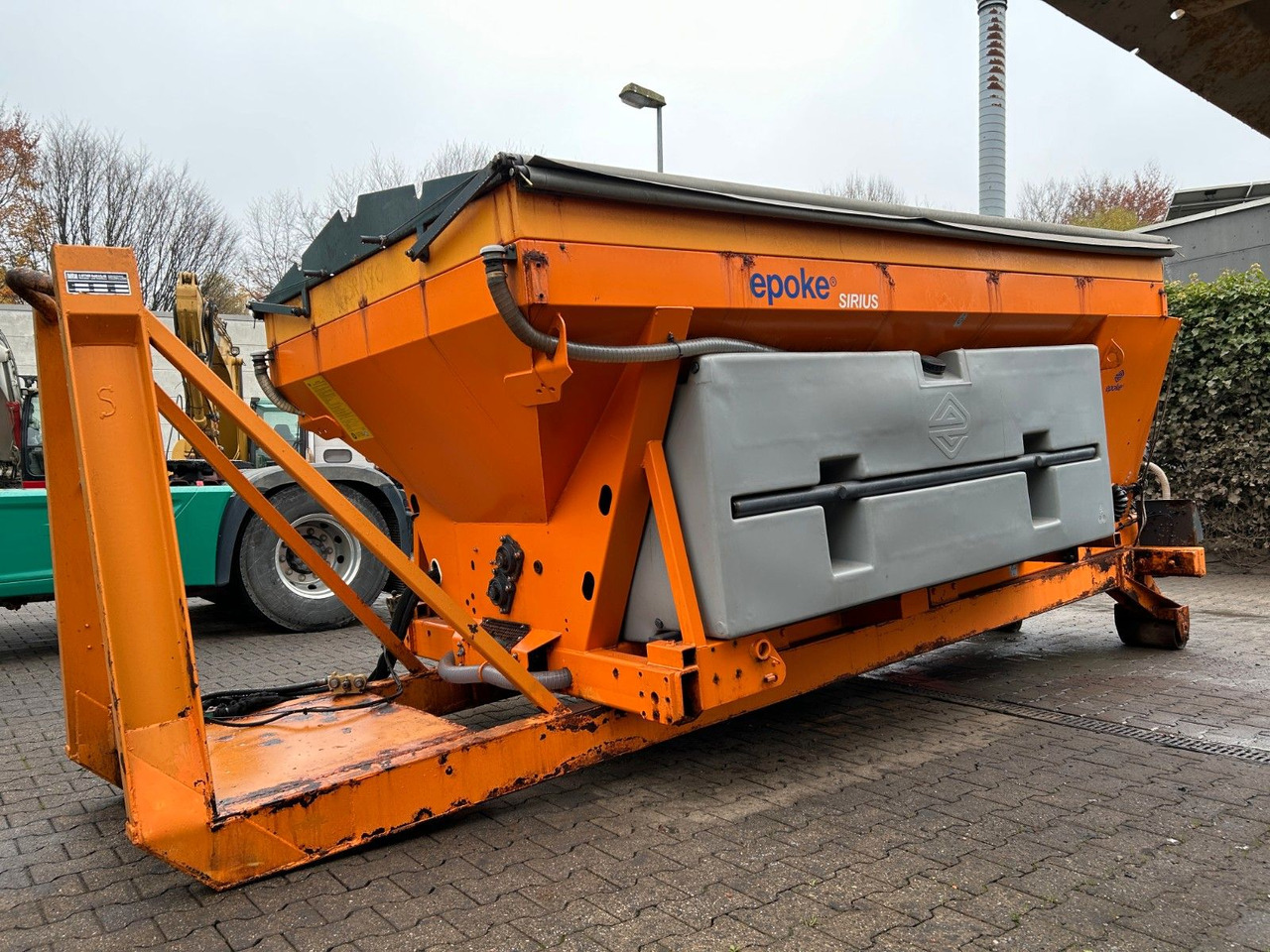 Camión multibasculante Mercedes-Benz 1824 Axor Abroller mit Schneeschild und Streuer: foto 30