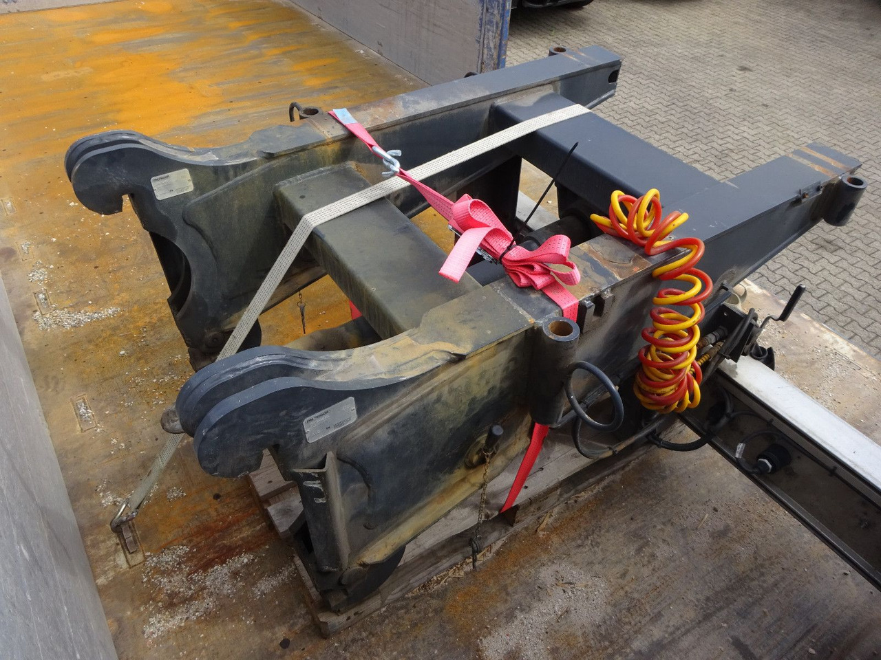 Camión volquete Mercedes-Benz Arocs 3446 MEILER 3 Seitenkipper 8x2: foto 20 Camión volquete Mercedes-Benz Arocs 3446 MEILER 3 Seitenkipper 8x2: foto 20