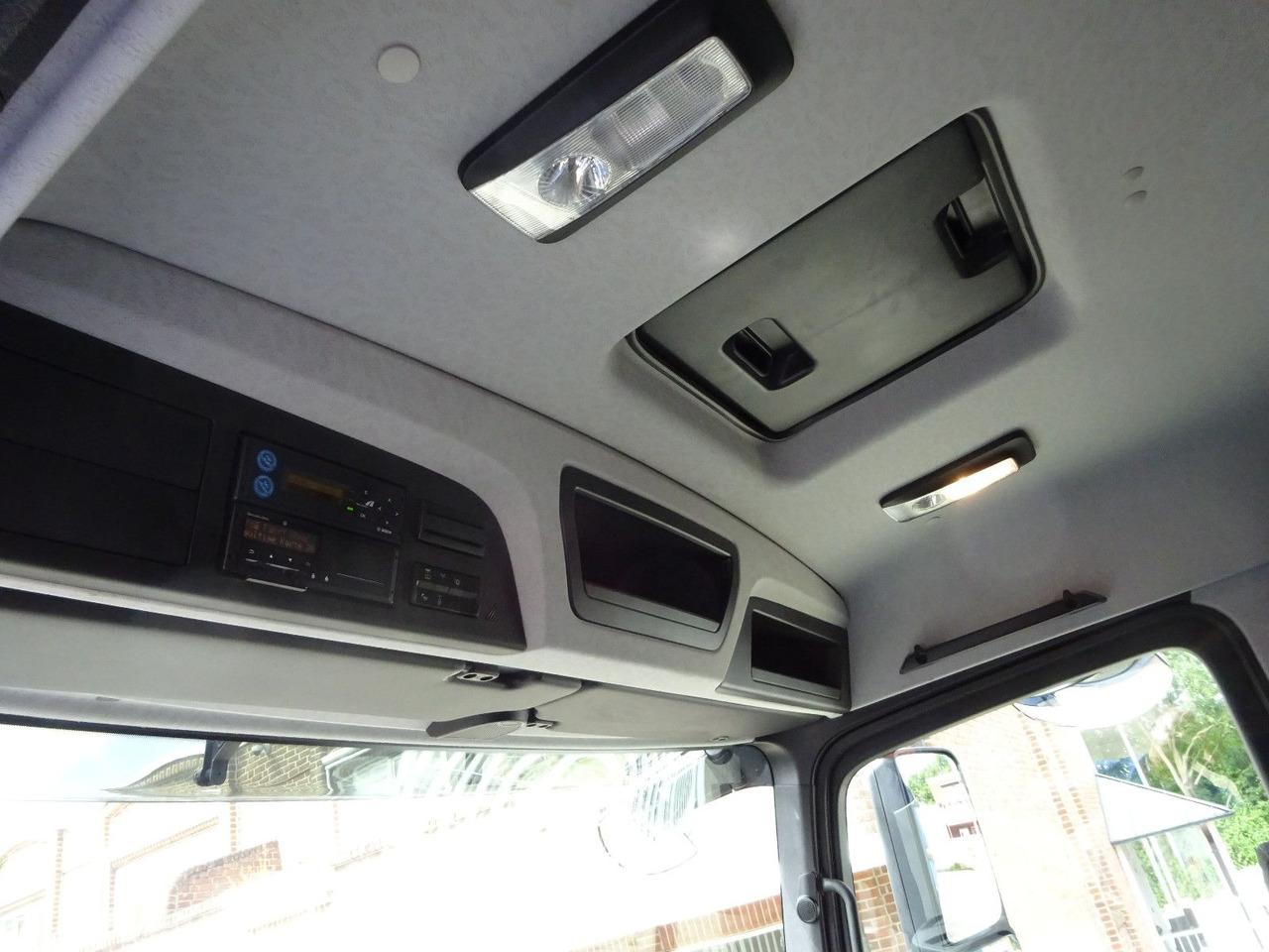 Camión volquete Mercedes-Benz Arocs 3446 MEILER 3 Seitenkipper 8x2: foto 12 Camión volquete Mercedes-Benz Arocs 3446 MEILER 3 Seitenkipper 8x2: foto 12