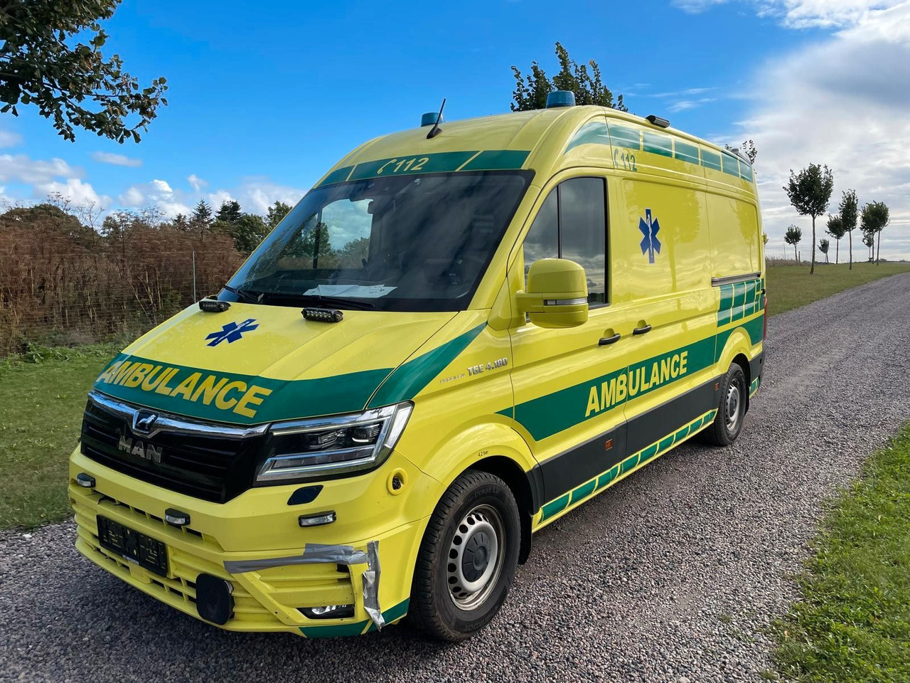 MAN TGE 4.180 Ambulance * 29 400 € netto *RESERVED - Ambulancia: foto 1 MAN TGE 4.180 Ambulance * 29 400 € netto *RESERVED - Ambulancia: foto 1