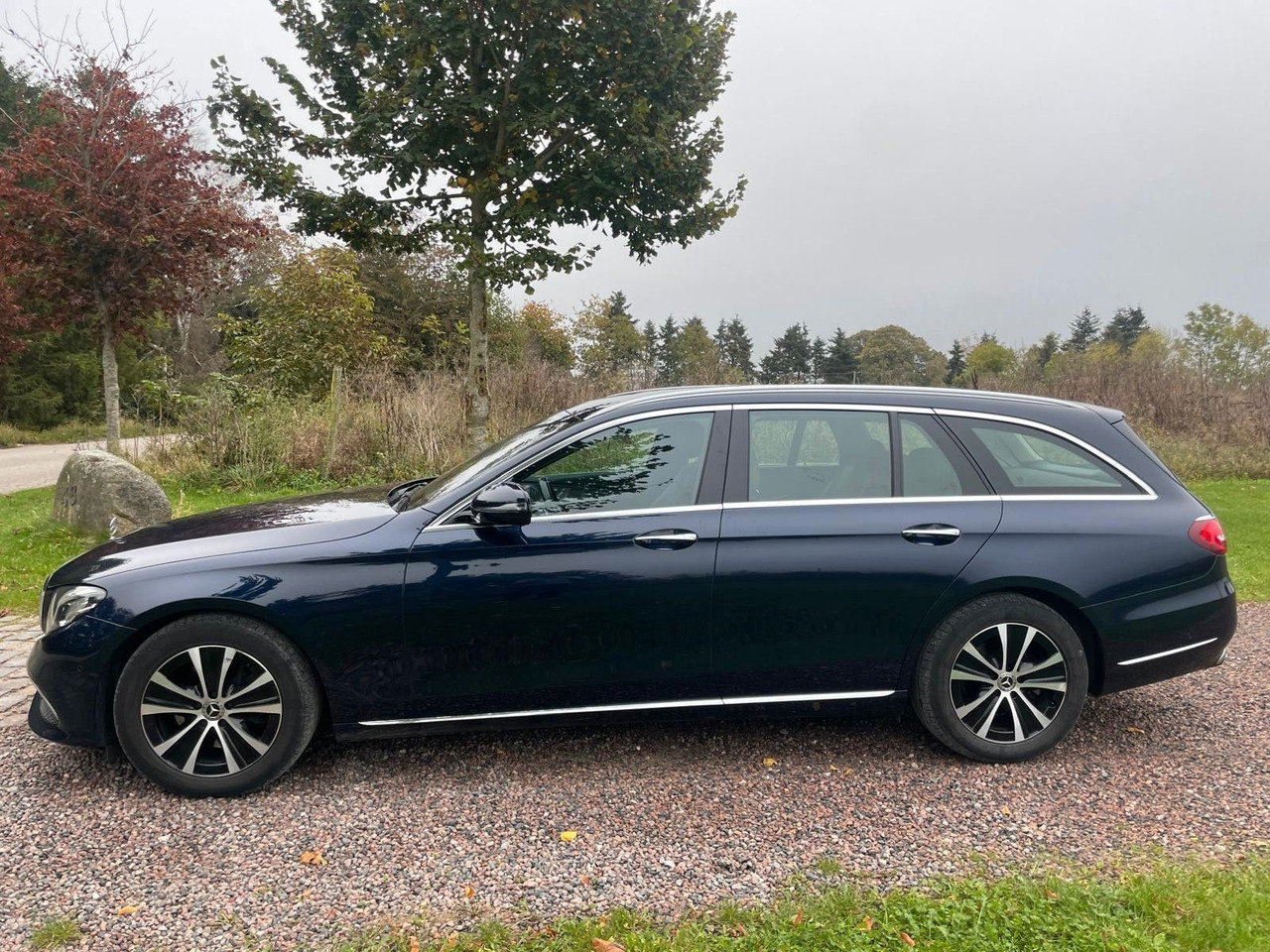 Mercedes-Benz E 220 T-Modell E 220 d *4Matic* - Coche familiar: foto 2 Mercedes-Benz E 220 T-Modell E 220 d *4Matic* - Coche familiar: foto 2