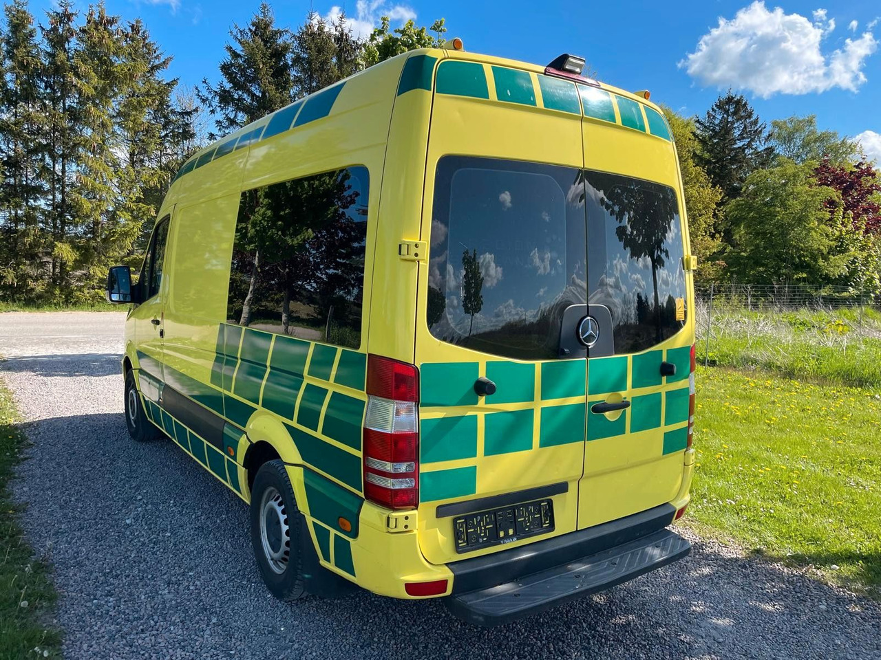 Mercedes-Benz Sprinter II Kasten 316 CDI Aut Ambulance* - Ambulancia: foto 3 Mercedes-Benz Sprinter II Kasten 316 CDI Aut Ambulance* - Ambulancia: foto 3