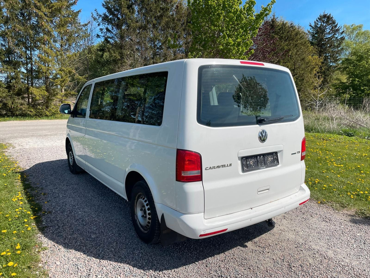 Volkswagen T5 Caravelle 2.0 TDI DSG Comfortline Lang - Furgoneta de pasajeros: foto 3 Volkswagen T5 Caravelle 2.0 TDI DSG Comfortline Lang - Furgoneta de pasajeros: foto 3