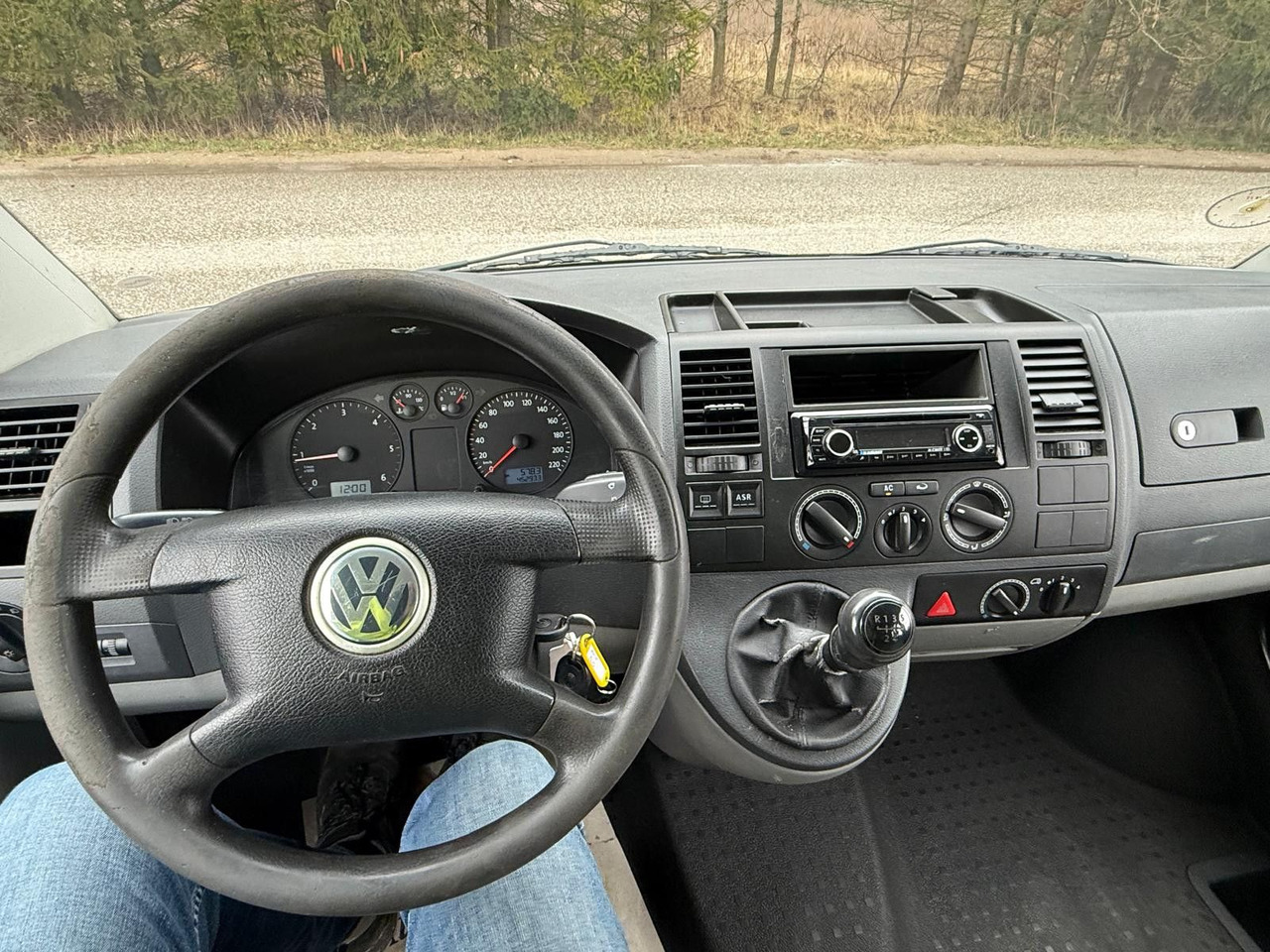 Furgoneta de pasajeros Volkswagen T5 Transporter 1.9 TDI *9 Sitze *RESERVED RO: foto 18 Furgoneta de pasajeros Volkswagen T5 Transporter 1.9 TDI *9 Sitze *RESERVED RO: foto 18