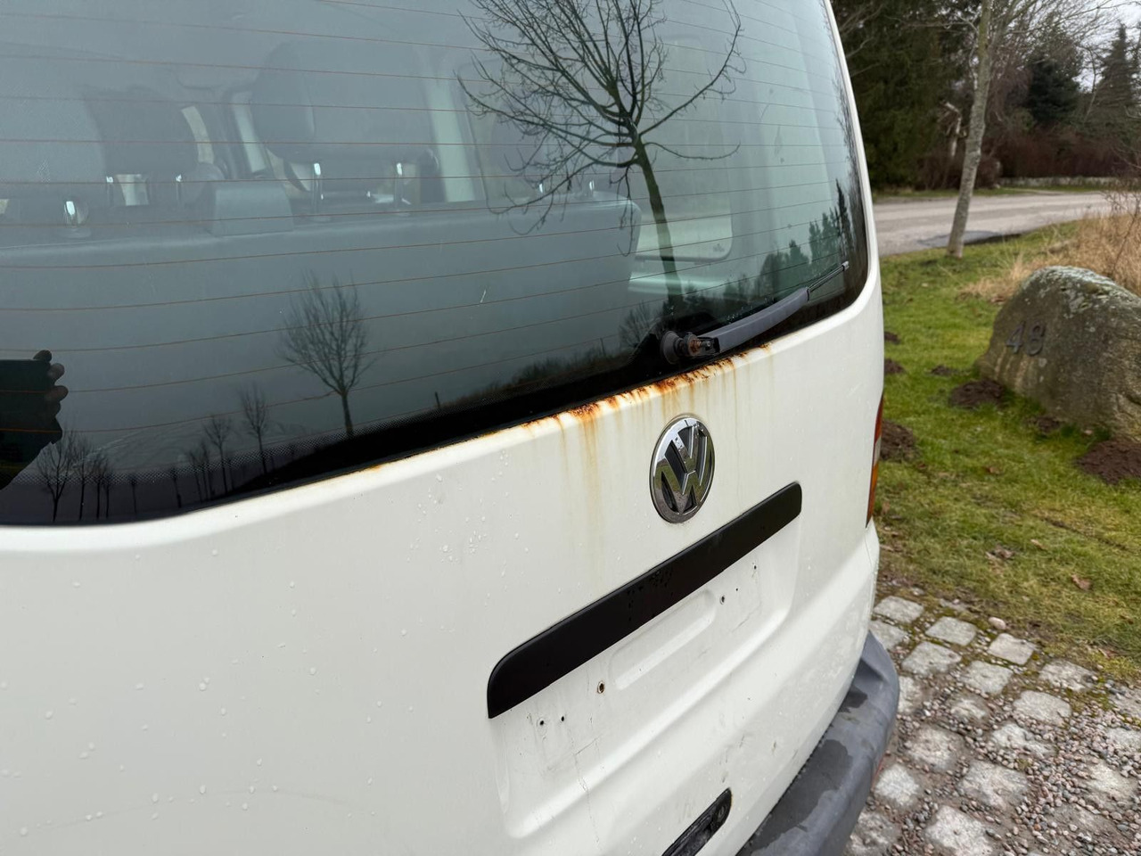 Furgoneta de pasajeros Volkswagen T5 Transporter 1.9 TDI *9 Sitze *RESERVED RO: foto 12 Furgoneta de pasajeros Volkswagen T5 Transporter 1.9 TDI *9 Sitze *RESERVED RO: foto 12