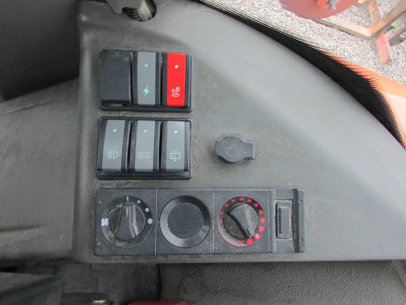 Cargadora de ruedas Atlas AR 65 Super Radlader / 26.500 EUR: foto 16