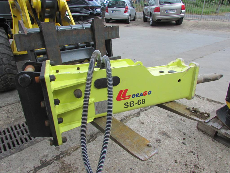 DRAGO SB-68 Hydraulikhammer / 4.000 EUR - Martillo hidráulico para Maquinaria de construcción: foto 1 DRAGO SB-68 Hydraulikhammer / 4.000 EUR - Martillo hidráulico para Maquinaria de construcción: foto 1