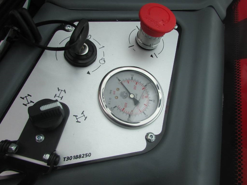 Leasing de Faresin 14.42 Classic 55 Teleskoplader 59.000 € Faresin 14.42 Classic 55 Teleskoplader 59.000 €: foto 12