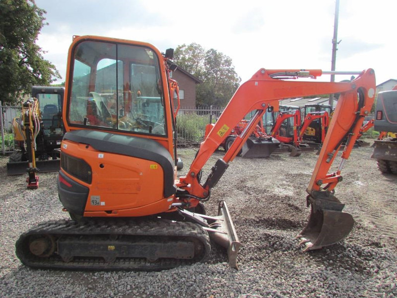 Kubota U 27-4 Minibagger 21.000 EUR - Miniexcavadora: foto 2 Kubota U 27-4 Minibagger 21.000 EUR - Miniexcavadora: foto 2