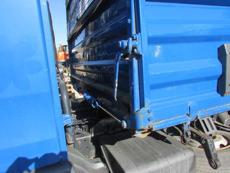 MAN TGL 8.150 / 16.000 EUR - Camión volquete: foto 4 MAN TGL 8.150 / 16.000 EUR - Camión volquete: foto 4