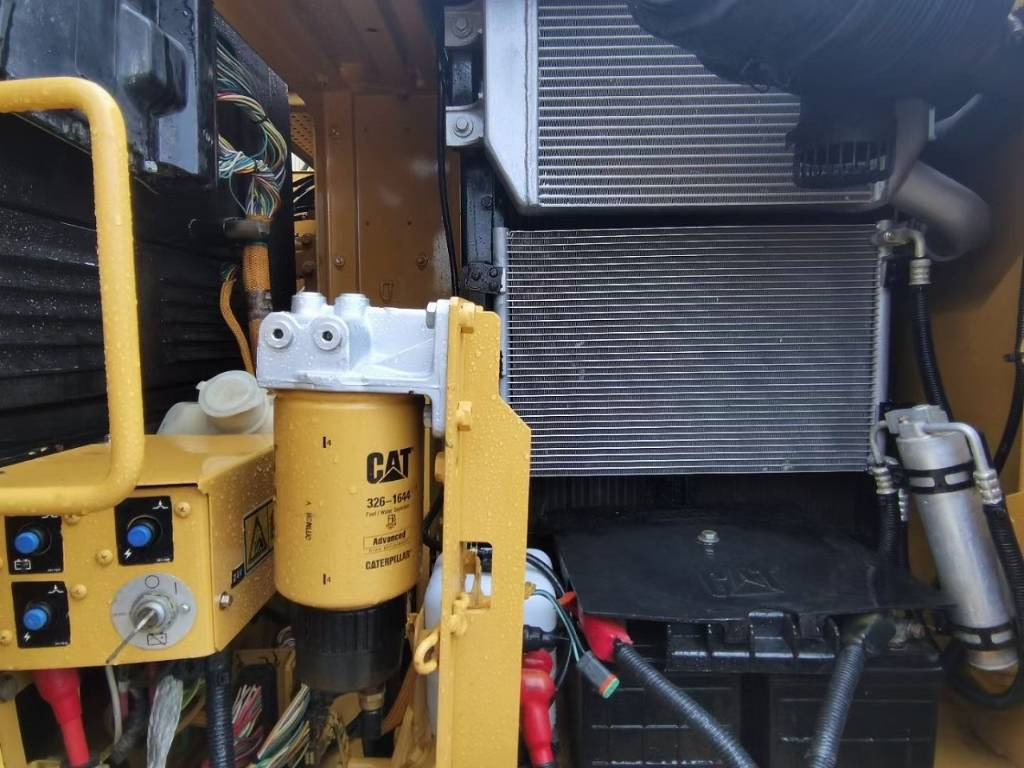 Excavadora de cadenas CAT 313D2GC: foto 6 Excavadora de cadenas CAT 313D2GC: foto 6