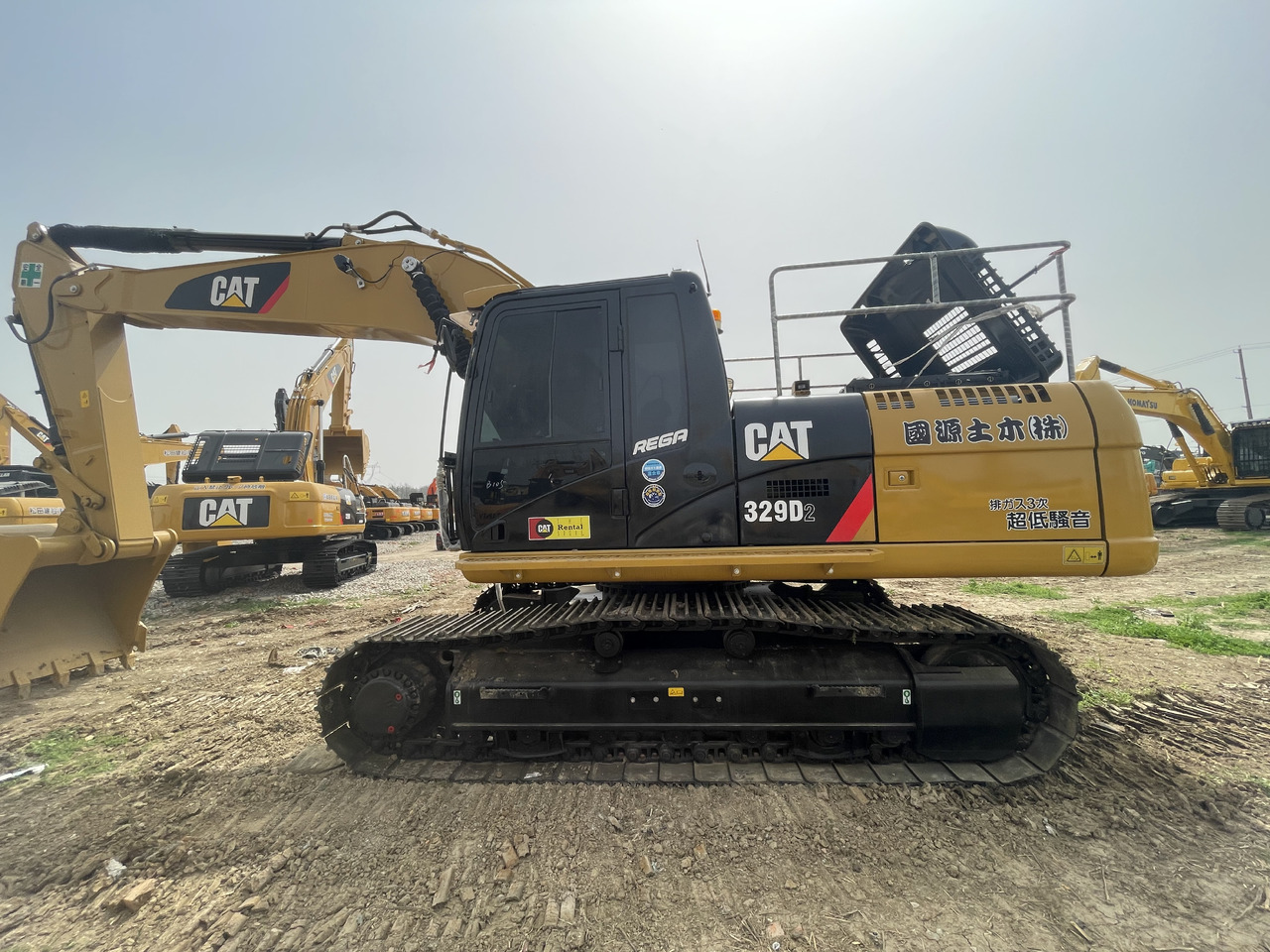 CATERPILLAR 329D2 - Excavadora de cadenas: foto 1 CATERPILLAR 329D2 - Excavadora de cadenas: foto 1