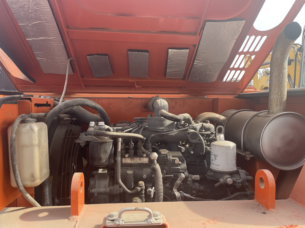 HITACHI ZX80 - Excavadora de cadenas: foto 4 HITACHI ZX80 - Excavadora de cadenas: foto 4