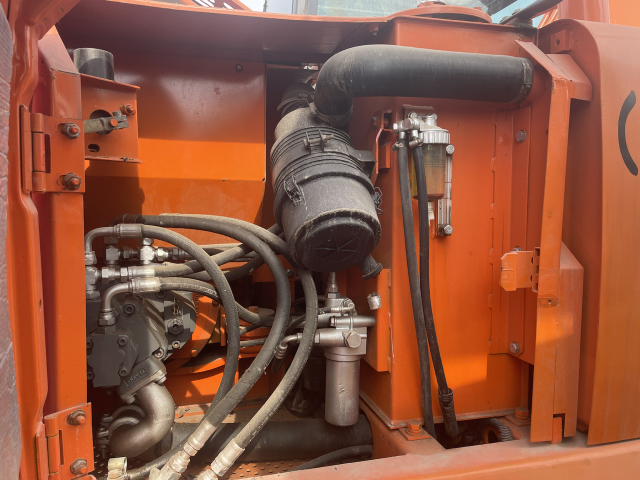 HITACHI ZX80 - Excavadora de cadenas: foto 3 HITACHI ZX80 - Excavadora de cadenas: foto 3