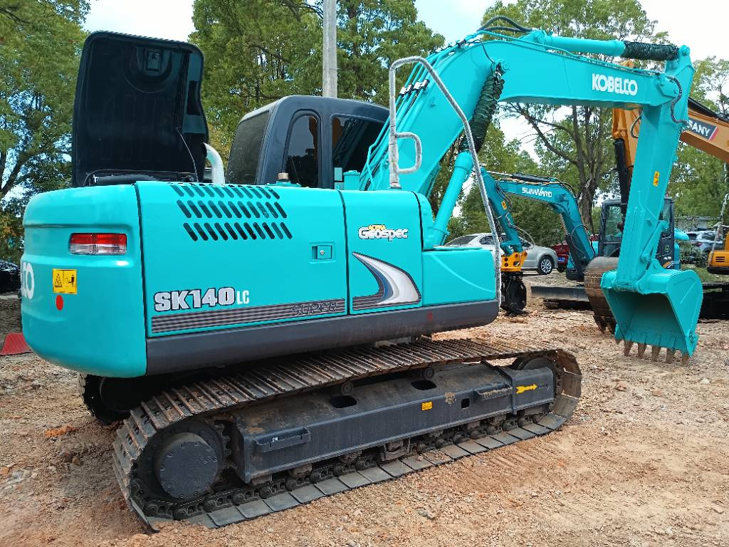 KOBELCO SK140 - Excavadora de cadenas: foto 1 KOBELCO SK140 - Excavadora de cadenas: foto 1