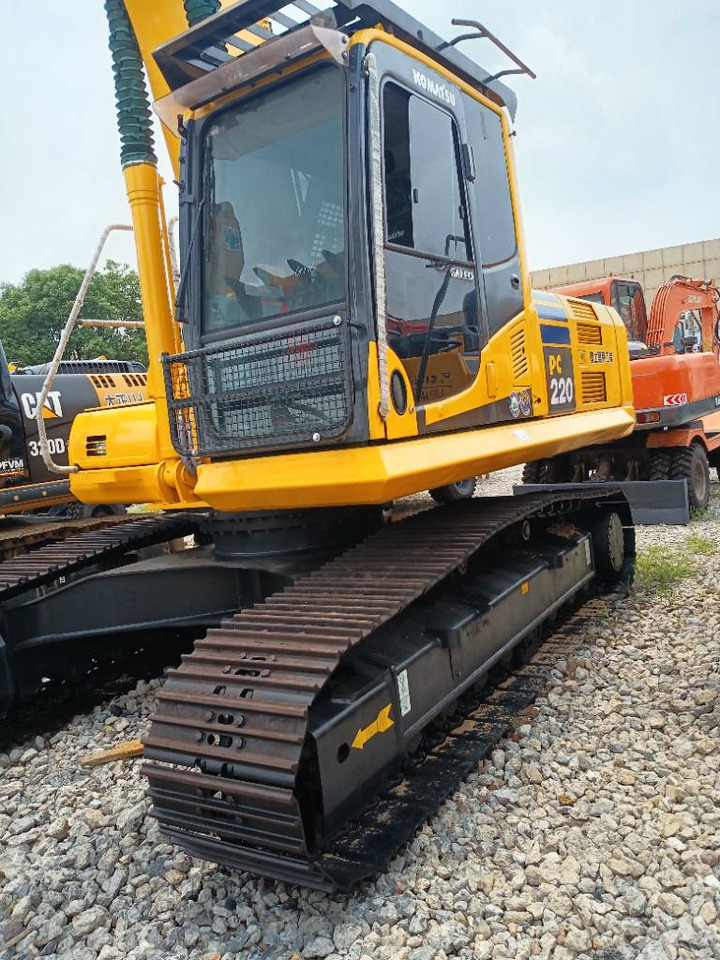 Excavadora de cadenas KOMATSU PC 220-8: foto 9 Excavadora de cadenas KOMATSU PC 220-8: foto 9