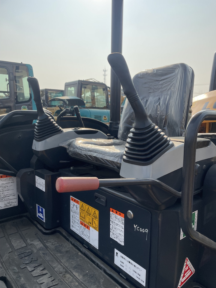 Miniexcavadora KOMATSU PC 35 MR-3: foto 7