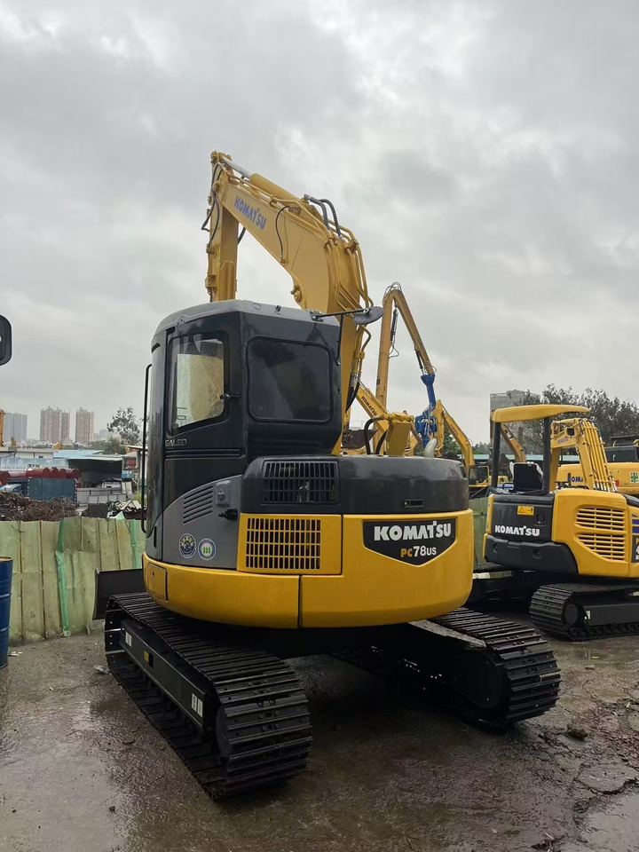 KOMATSU PC78US - Excavadora de cadenas: foto 2 KOMATSU PC78US - Excavadora de cadenas: foto 2