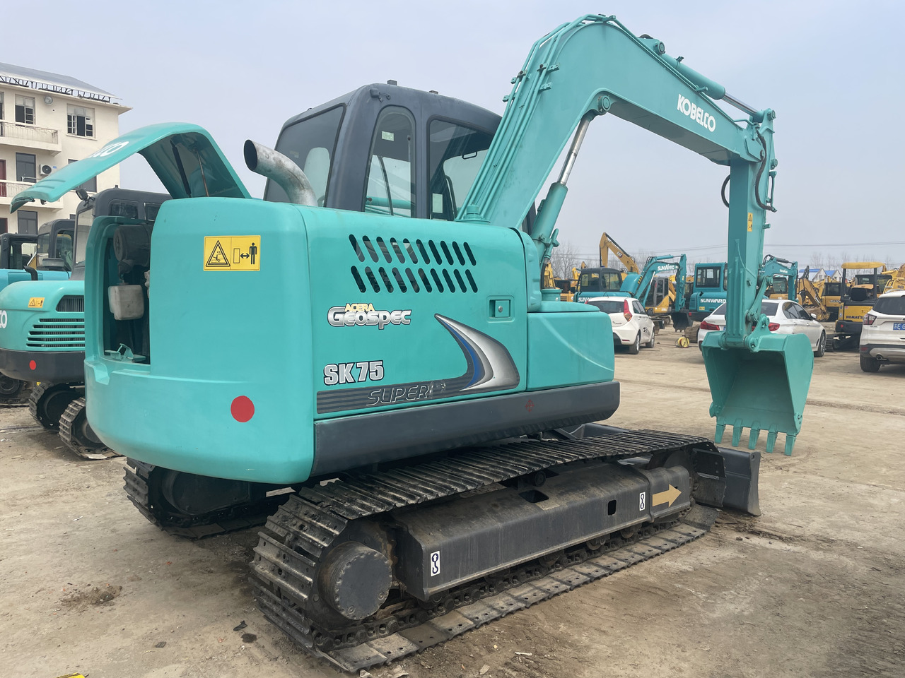 Kobelco SK 75 - Excavadora de cadenas: foto 1 Kobelco SK 75 - Excavadora de cadenas: foto 1