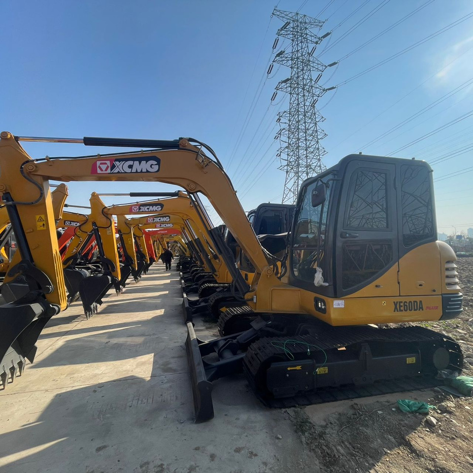 XCMG XE60DA - Miniexcavadora: foto 1 XCMG XE60DA - Miniexcavadora: foto 1