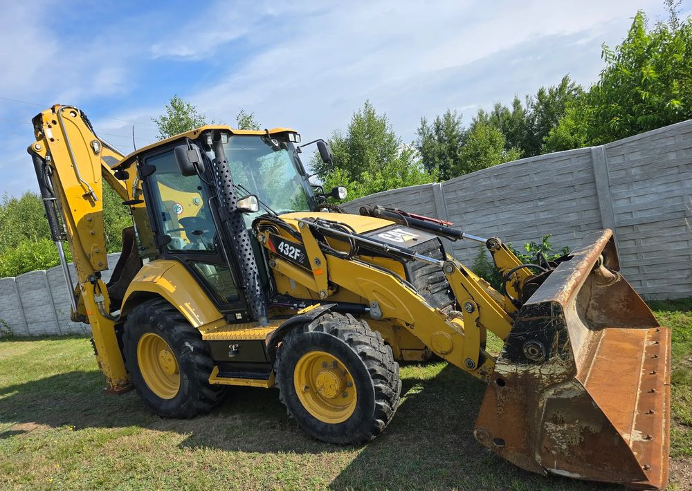 Caterpillar - Retroexcavadora: foto 2 Caterpillar - Retroexcavadora: foto 2