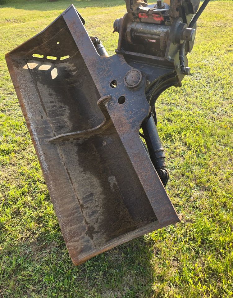 Retroexcavadora Caterpillar: foto 10