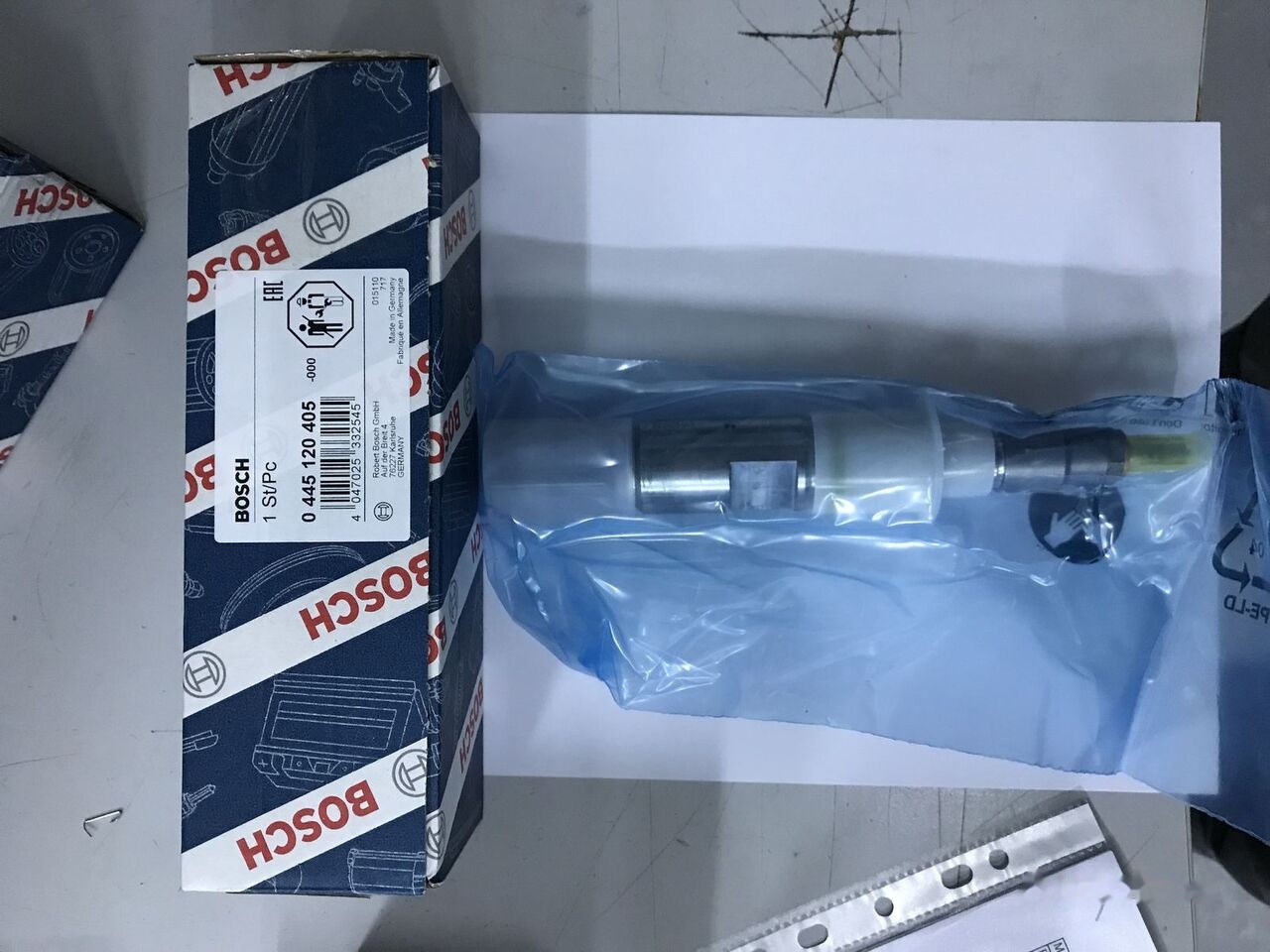 0445120168-0445120405 6C469F593AB truck - Inyector para Camión: foto 1 0445120168-0445120405 6C469F593AB truck - Inyector para Camión: foto 1