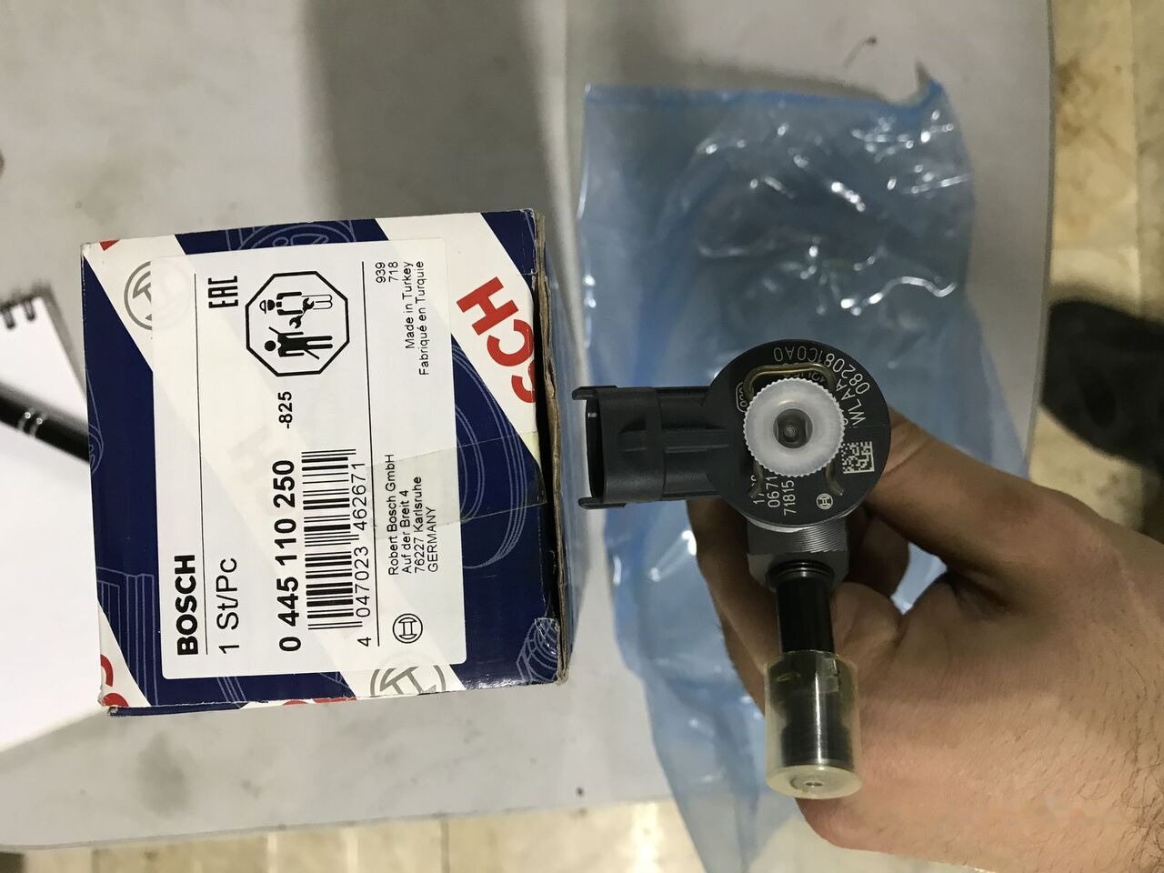 Bosch 2018 WLLA-13-H50 for Ford BOSCH automobile - Inyector para Coche: foto 3 Bosch 2018 WLLA-13-H50 for Ford BOSCH automobile - Inyector para Coche: foto 3