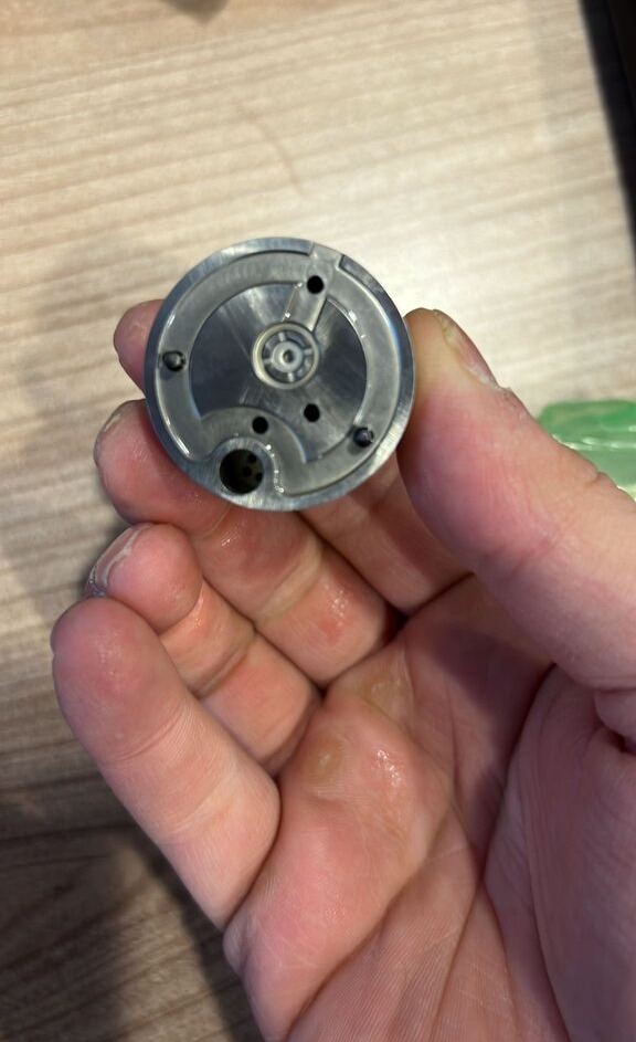 Valve Bosch 2010-2023 7135-588 Volvo and Renault - Procesamiento de combustible para Camión: foto 3 Valve Bosch 2010-2023 7135-588 Volvo and Renault - Procesamiento de combustible para Camión: foto 3