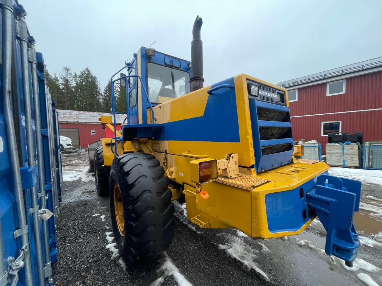 1990 KOMATSU KOMATSU WA320 Hjullaster - Cargadora de ruedas: foto 1 1990 KOMATSU KOMATSU WA320 Hjullaster - Cargadora de ruedas: foto 1