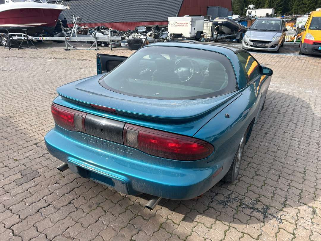 1996 Pontiac Firebird AUTOMAT TARGA SPORTSSETER AC - Coche: foto 3 1996 Pontiac Firebird AUTOMAT TARGA SPORTSSETER AC - Coche: foto 3