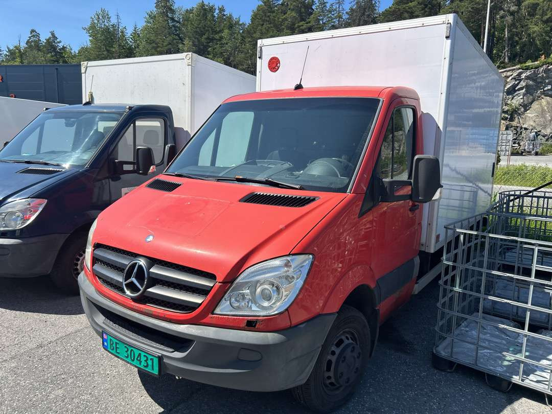 2009 Skapbil 8 paller MERCEDES-BENZ 515 CDI - Furgoneta caja cerrada: foto 1 2009 Skapbil 8 paller MERCEDES-BENZ 515 CDI - Furgoneta caja cerrada: foto 1