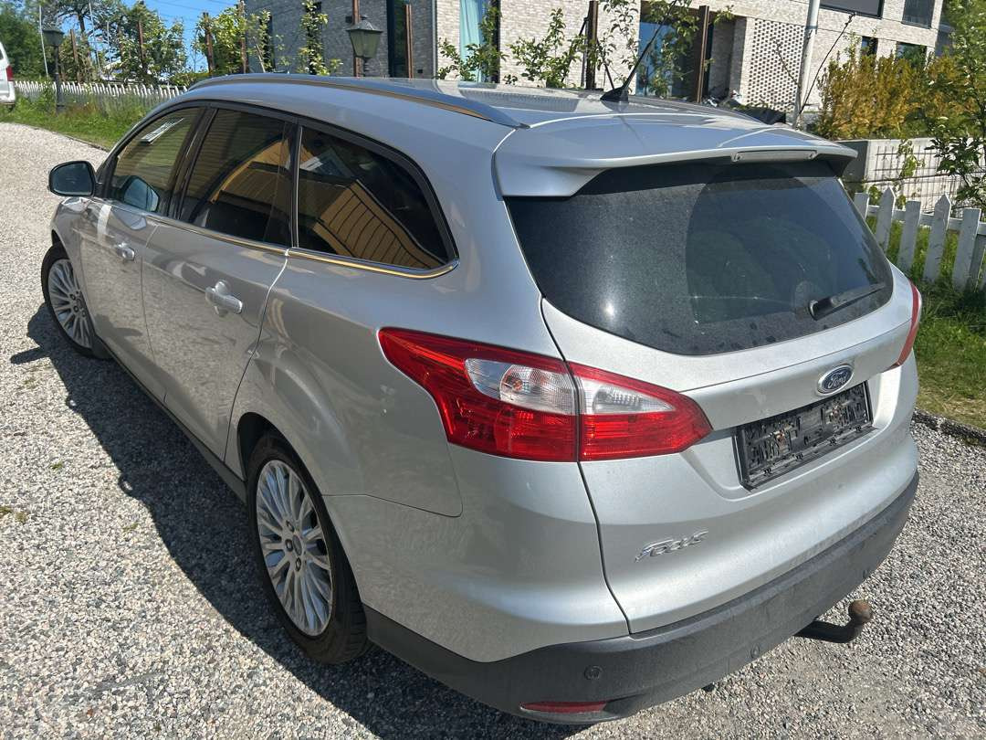 2013 PersonbilFORD FOCUS Automat diesel. - Coche: foto 4 2013 PersonbilFORD FOCUS Automat diesel. - Coche: foto 4