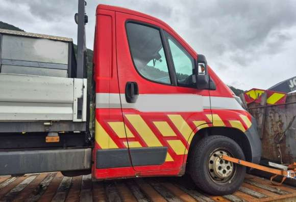2016 Peugeot Boxer (rep.-objekt) - Furgoneta caja abierta: foto 3 2016 Peugeot Boxer (rep.-objekt) - Furgoneta caja abierta: foto 3