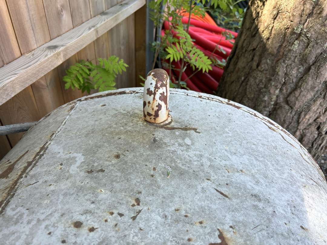 Diesel tank 1000 liter - Equipo de taller: foto 5 Diesel tank 1000 liter - Equipo de taller: foto 5