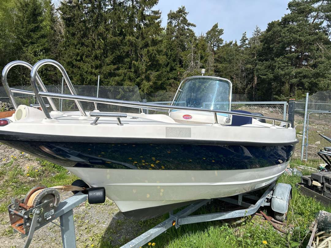 19 fots Båt Viksund Marlin 600 + båtmotor Suzuki 90 Hk - Otros maquinaria: foto 1 19 fots Båt Viksund Marlin 600 + båtmotor Suzuki 90 Hk - Otros maquinaria: foto 1