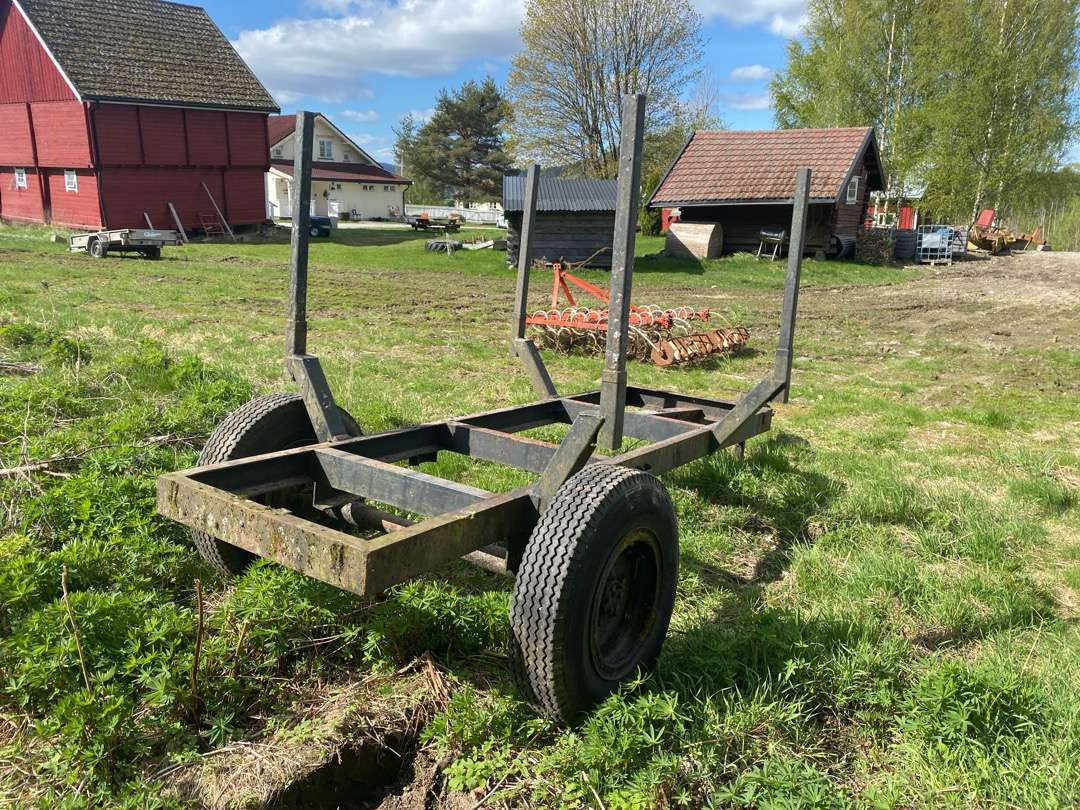 Tømmerhenger til traktor - Remolque forestal: foto 3 Tømmerhenger til traktor - Remolque forestal: foto 3