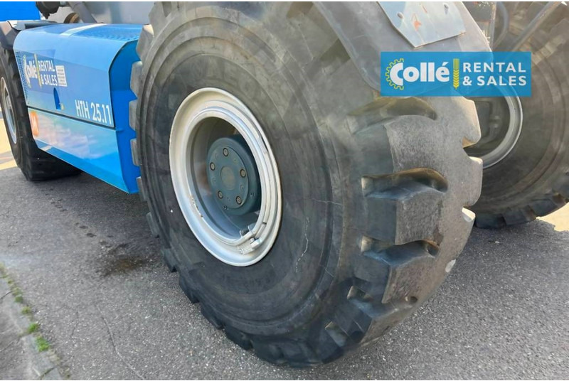 Manipulador telescópico MAGNI HTH 25.11 | 2013: foto 12