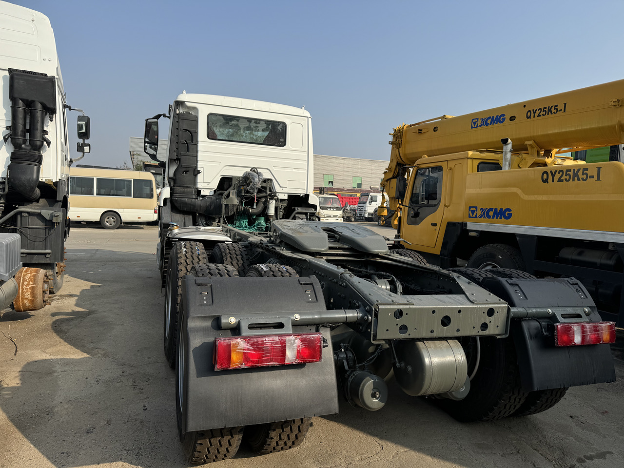 SINOTRUCK HOWO  - Cabeza tractora: foto 4 SINOTRUCK HOWO  - Cabeza tractora: foto 4