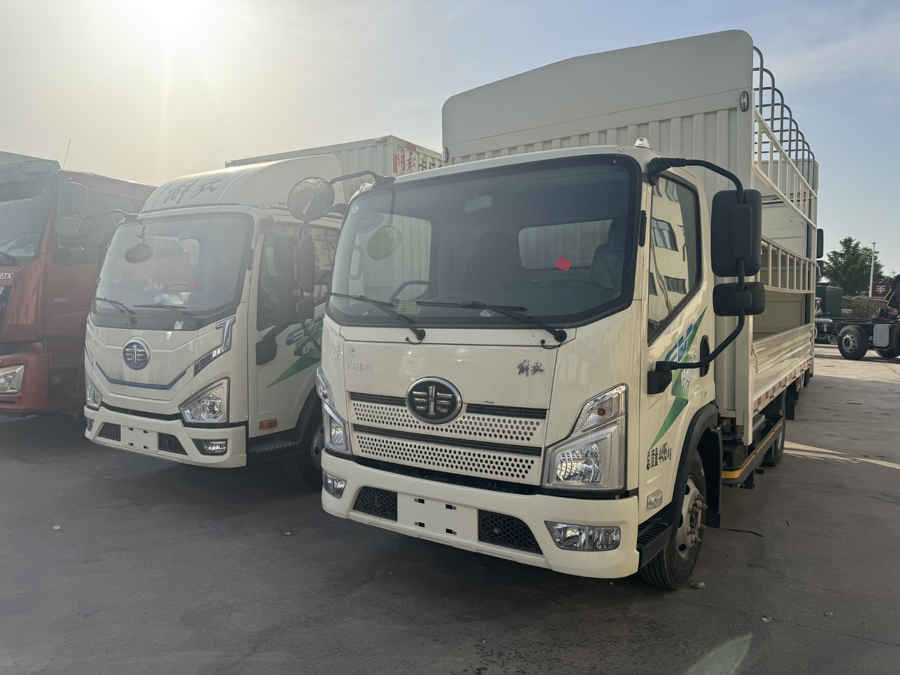 FAW - Camión caja cerrada: foto 5 FAW - Camión caja cerrada: foto 5