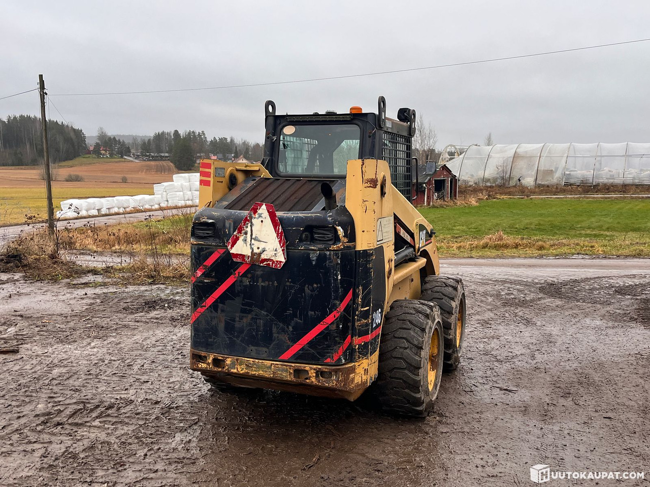 Cat 246 skid-steer loader with bucket and forks, 2002, Vihti - Minicargadora: foto 4 Cat 246 skid-steer loader with bucket and forks, 2002, Vihti - Minicargadora: foto 4