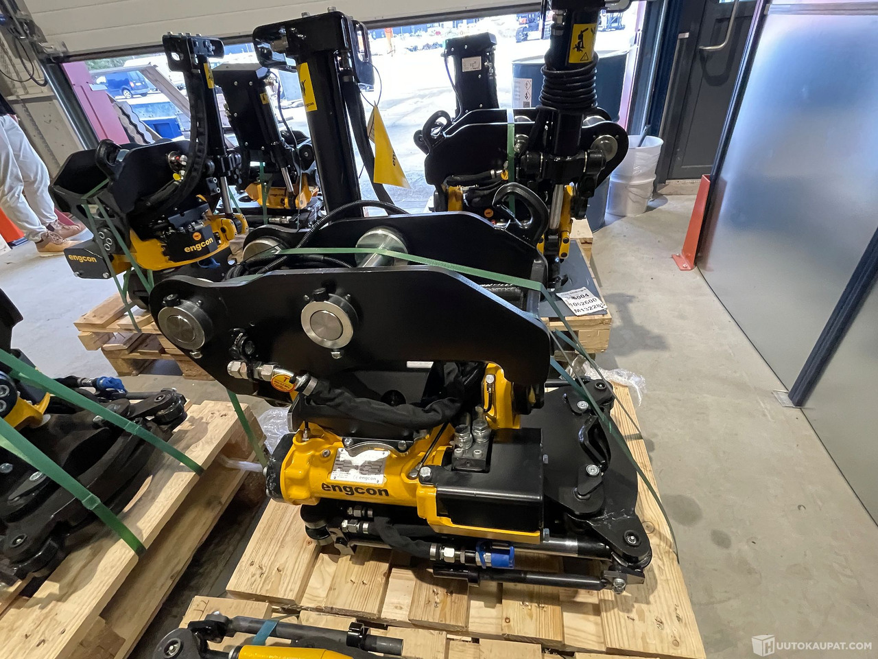 Rotor basculante Engcon EC 206 Tiltti + Pihdit, Lempäälä: foto 1