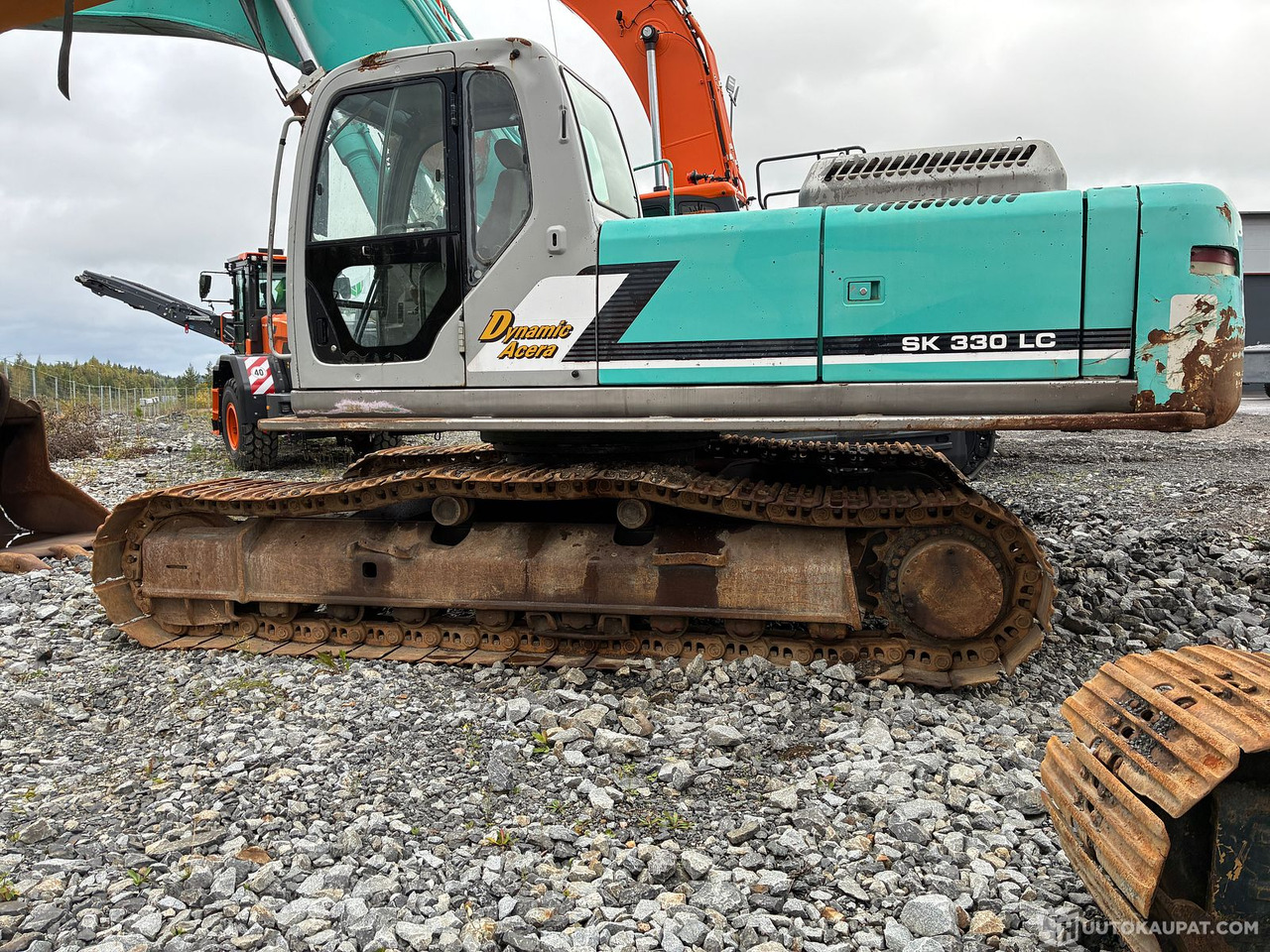 Kobelco SK330LC-6E, 2002, 18 900 h Kaivinkone WTK, Lempäälä - Excavadora de cadenas: foto 4 Kobelco SK330LC-6E, 2002, 18 900 h Kaivinkone WTK, Lempäälä - Excavadora de cadenas: foto 4
