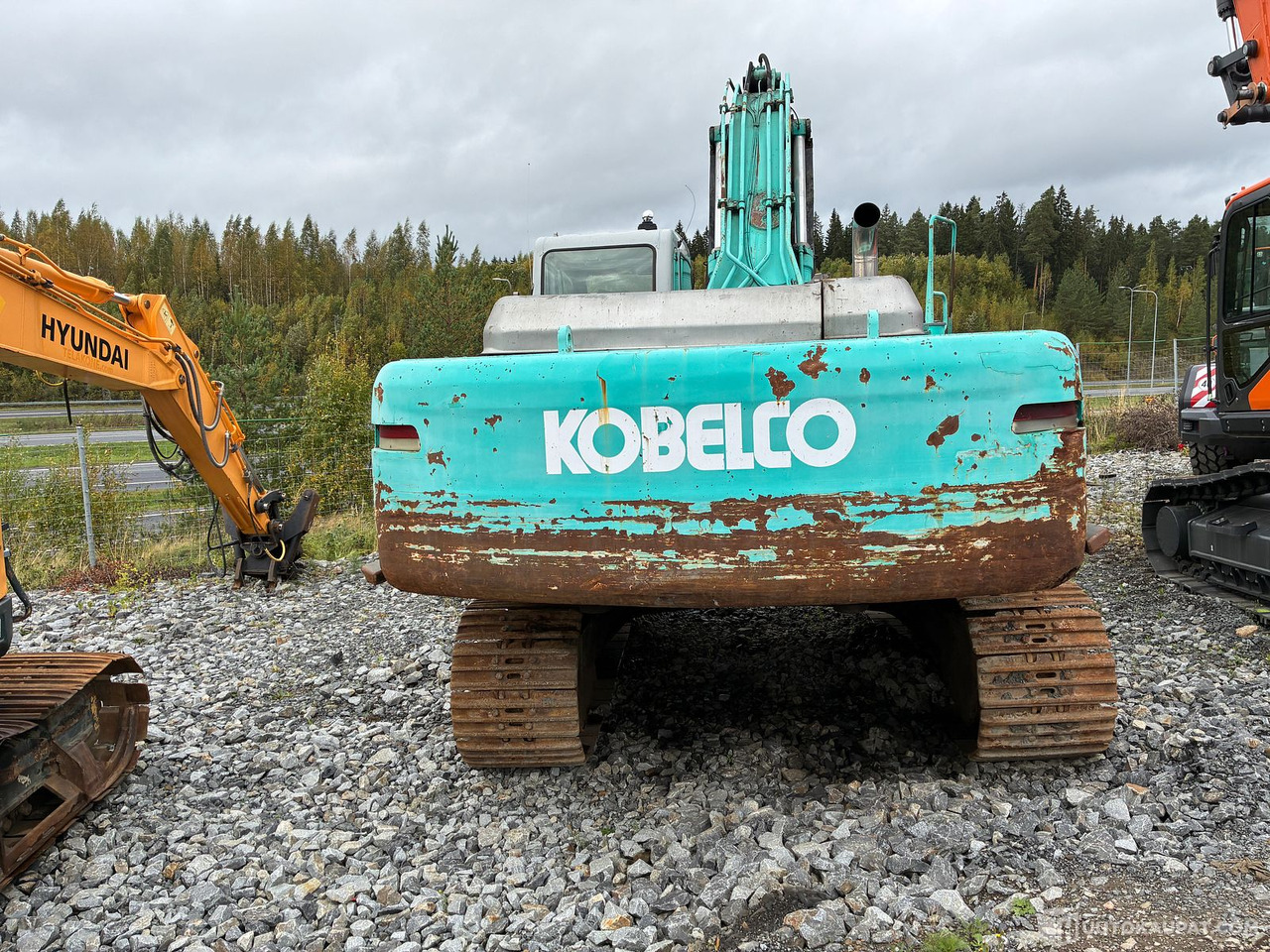 Kobelco SK330LC-6E, 2002, 18 900 h Kaivinkone WTK, Lempäälä - Excavadora de cadenas: foto 5 Kobelco SK330LC-6E, 2002, 18 900 h Kaivinkone WTK, Lempäälä - Excavadora de cadenas: foto 5