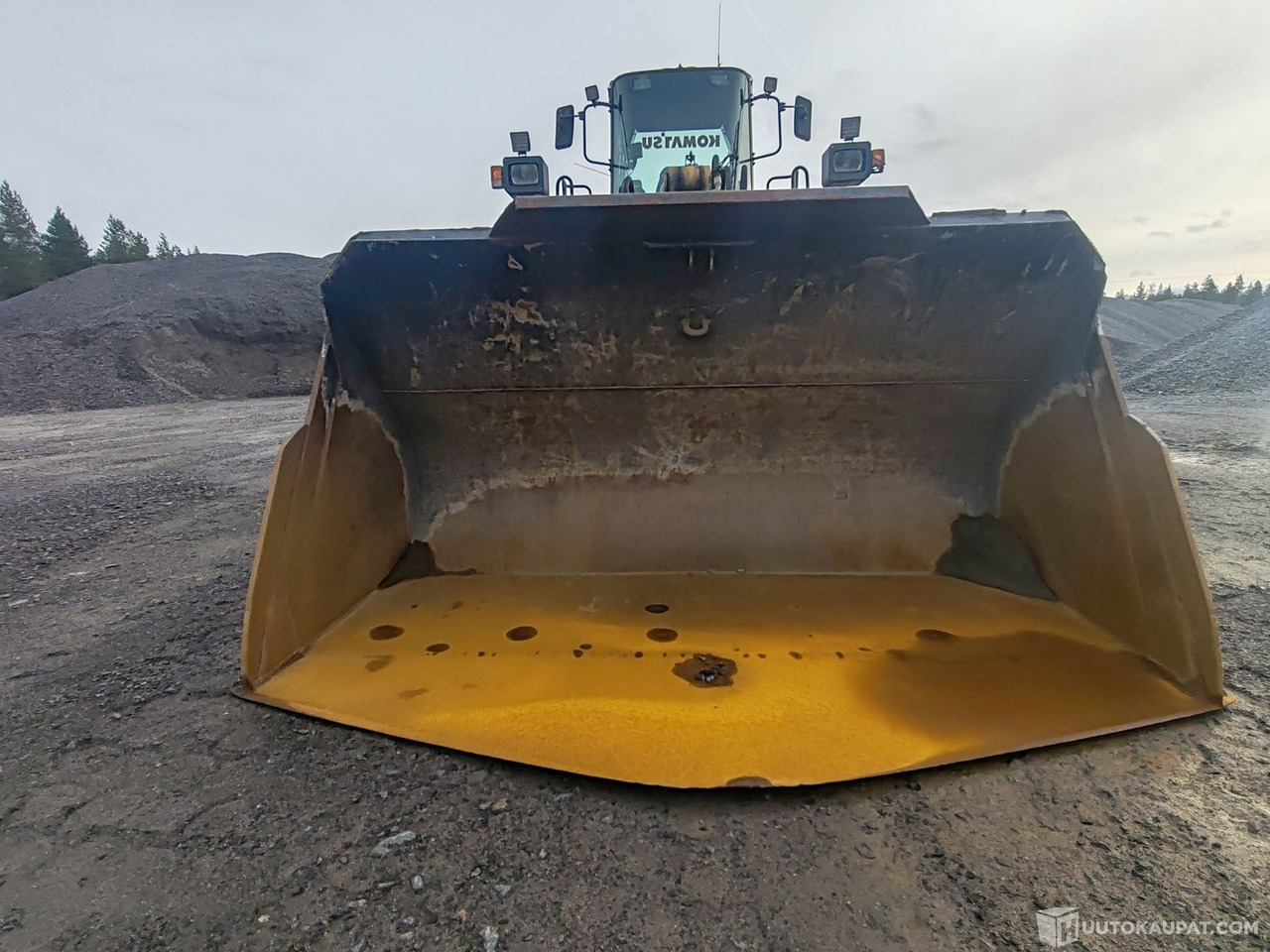 Komatsu WA380-3H pyöräkuormaaja, 1995, Alajärvi - Cargadora de ruedas: foto 4 Komatsu WA380-3H pyöräkuormaaja, 1995, Alajärvi - Cargadora de ruedas: foto 4