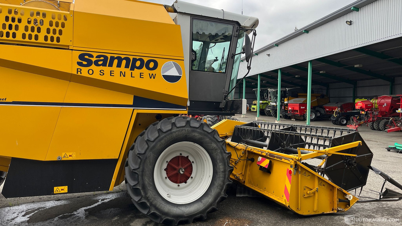Sampo-Rosenlew 2045 HT DELUXE, 2004, Siilinjärvi - Maquinaria agrícola: foto 4 Sampo-Rosenlew 2045 HT DELUXE, 2004, Siilinjärvi - Maquinaria agrícola: foto 4