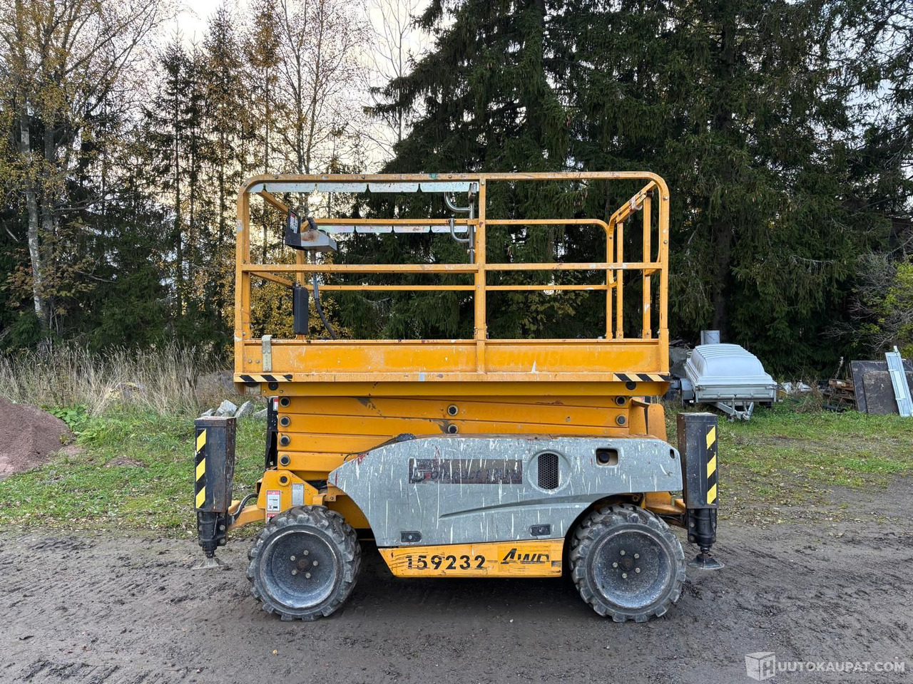 Haulotte Compact 12DX, 2007 Saksilava nostin, Lempäälä - Maquinaria de construcción: foto 2 Haulotte Compact 12DX, 2007 Saksilava nostin, Lempäälä - Maquinaria de construcción: foto 2