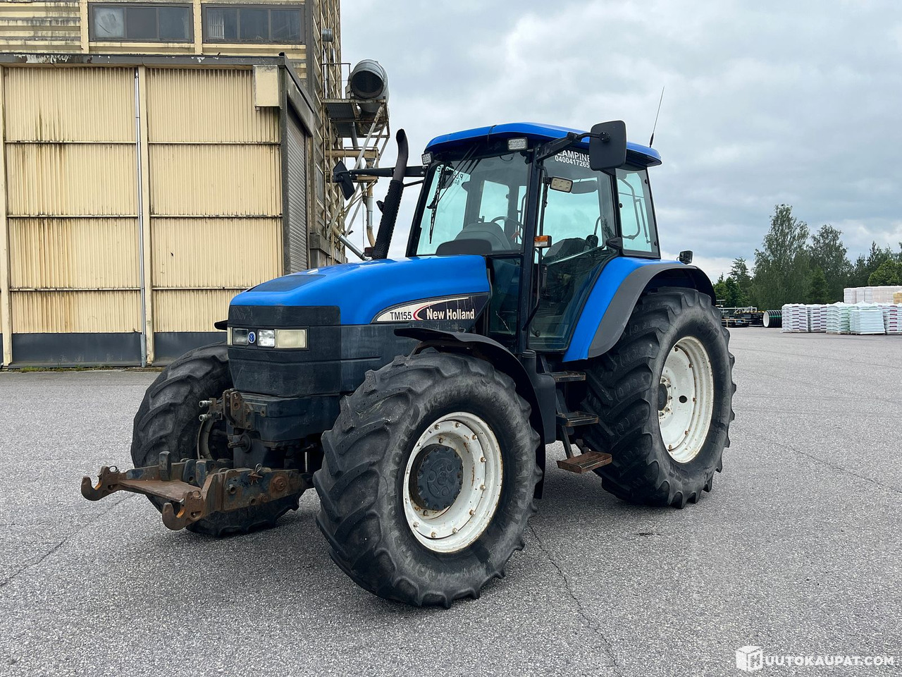 New Holland TM155 tractor with front loader, 2004, Salo - Tractor: foto 1 New Holland TM155 tractor with front loader, 2004, Salo - Tractor: foto 1