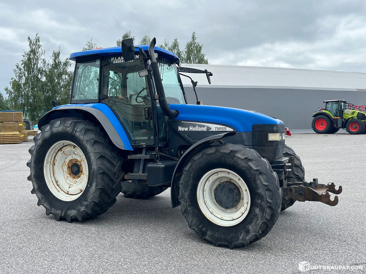 New Holland TM155 tractor with front loader, 2004, Salo - Tractor: foto 3 New Holland TM155 tractor with front loader, 2004, Salo - Tractor: foto 3